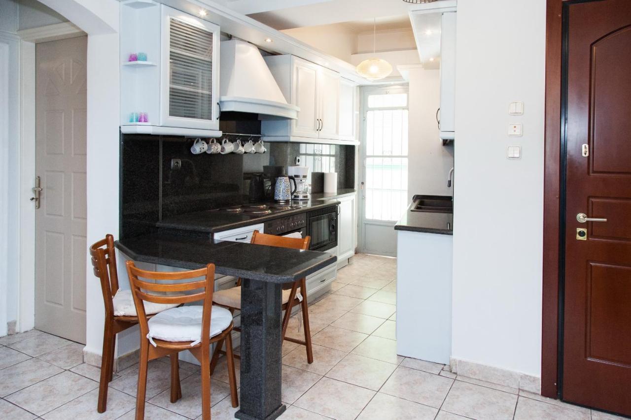 Brand New, Cheerful Apartment In Central أثينا المظهر الخارجي الصورة